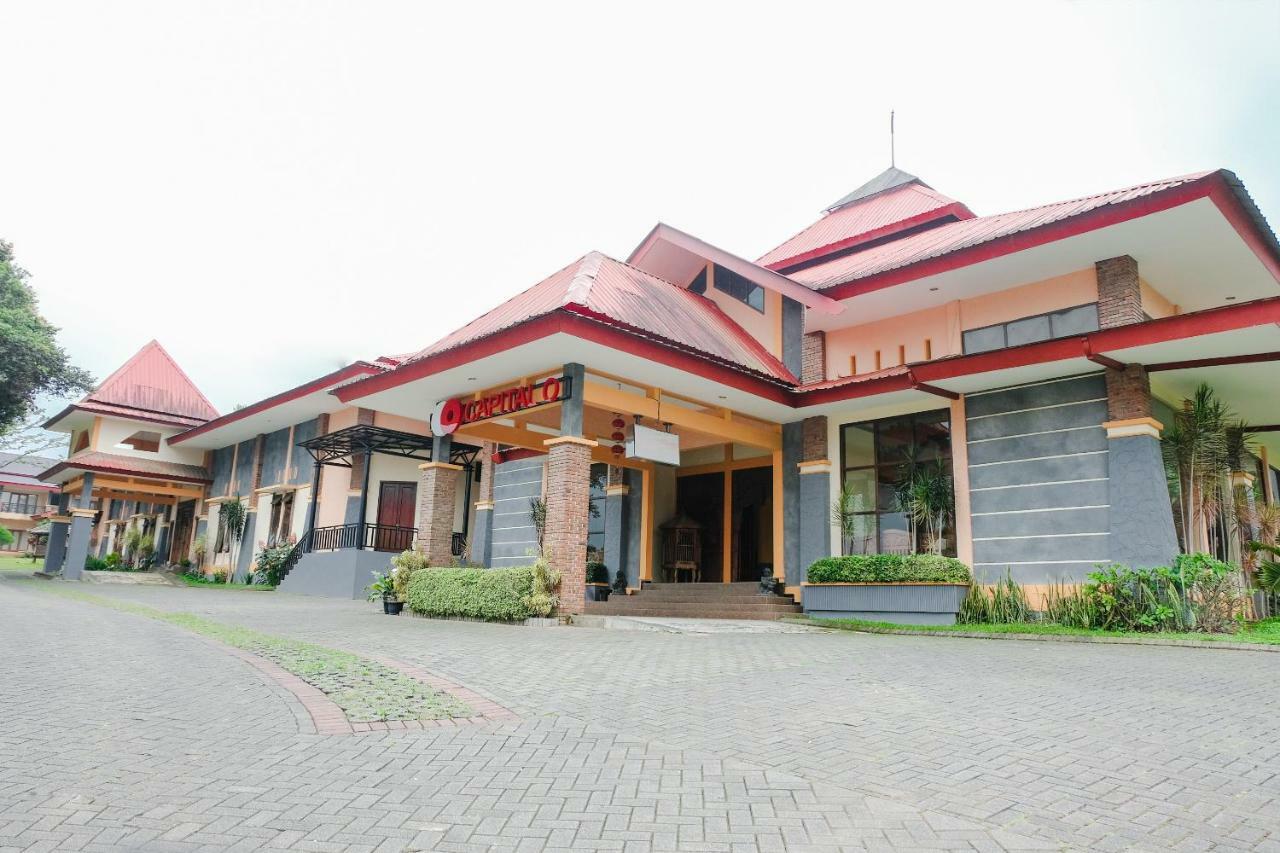 Capital O 892 Grand Pujon View Hotel And Resort Batu  Eksteriør billede
